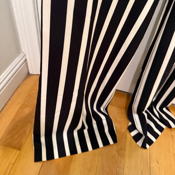 ALICE + OLIVIA LUANA BLACK & WHITE STRIPED JUMPSUIT NEW WITH TAGS (TINY FLAW) - Picture 10 of 14